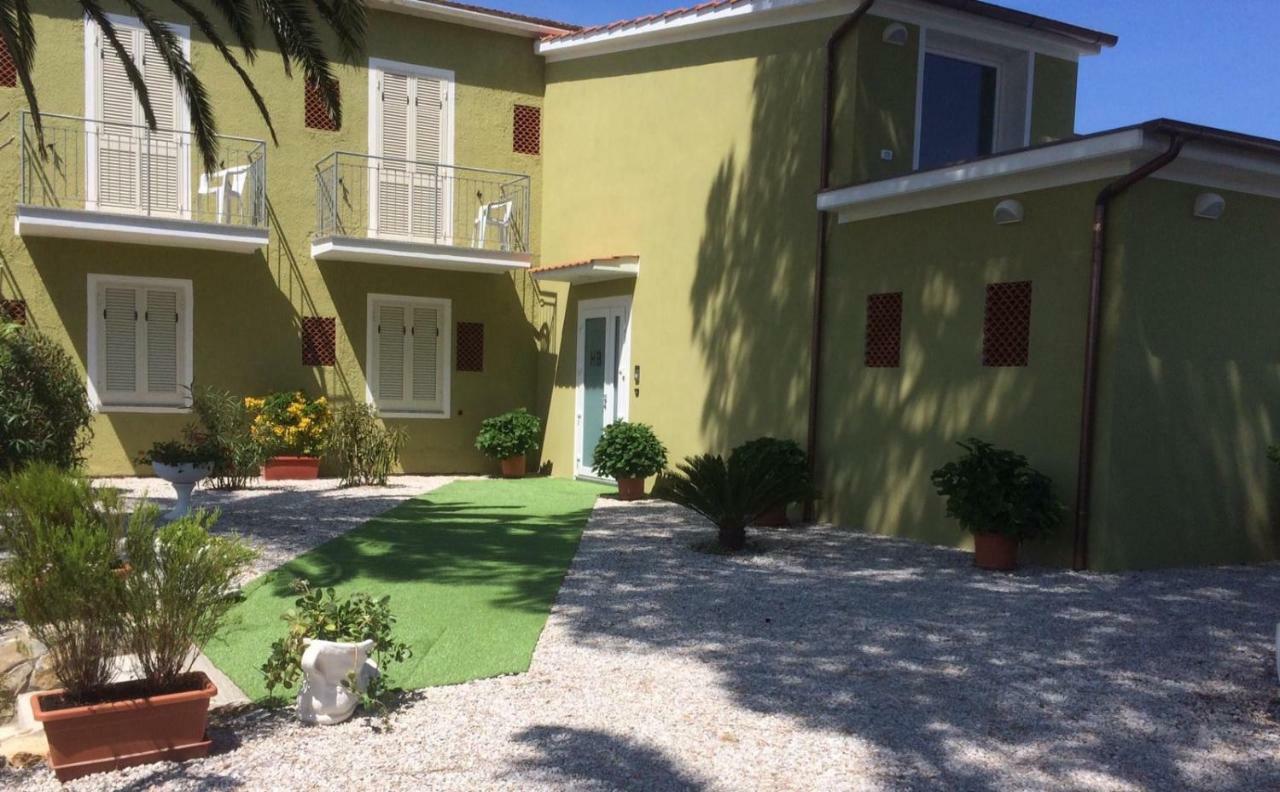 Hotel Barbarossa Porto Azzurro Exterior photo